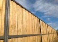 Kwikfynd Lap and Cap Timber Fencing
peacefulbay